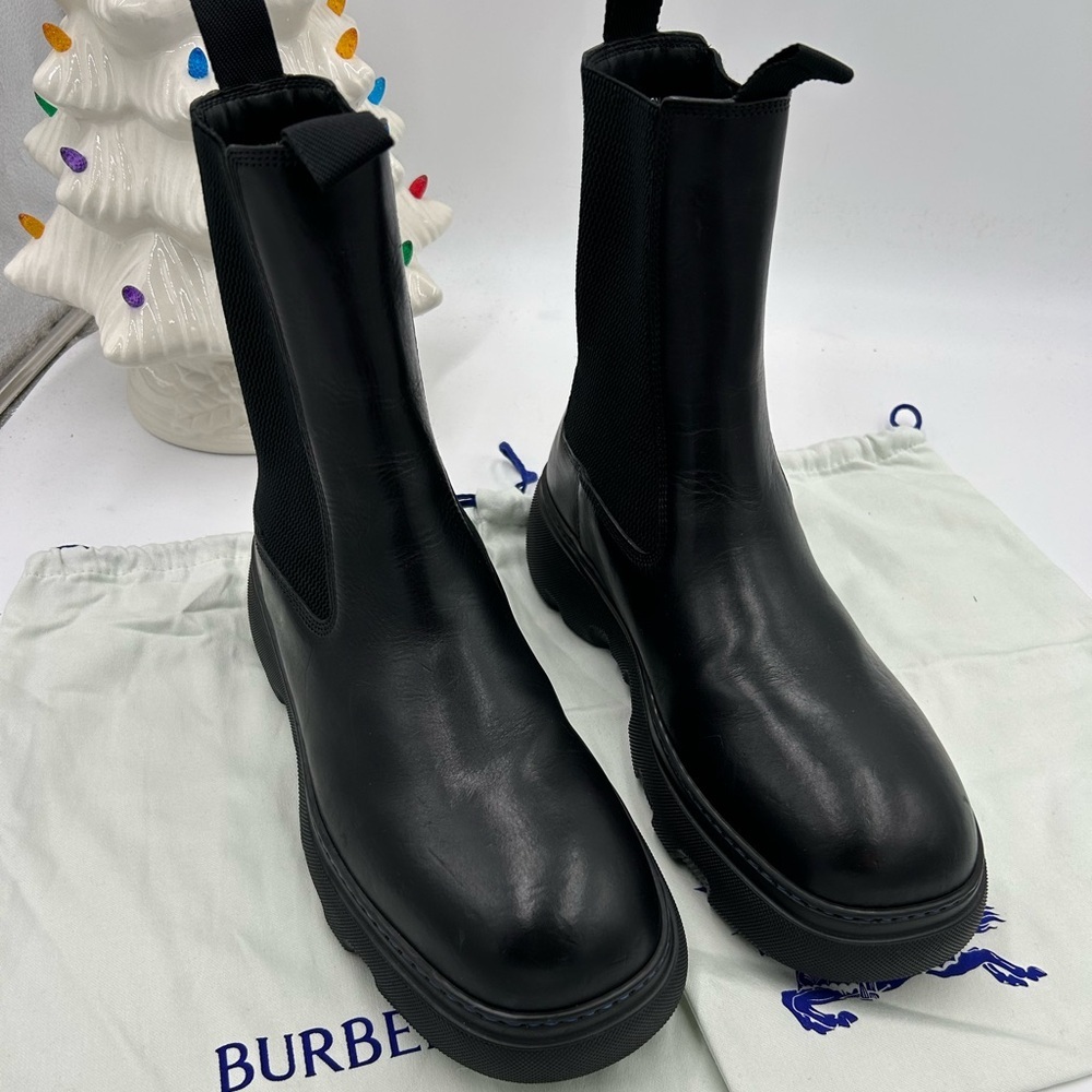 Men's Burberry leather Chelsea boots size 43 made in Italy